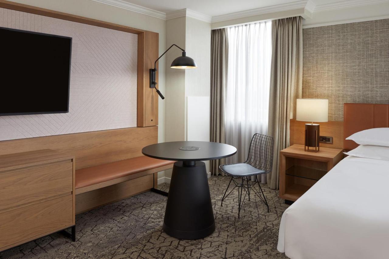 เชอราตัน พาร์กเวย์ โทรอนโต นอร์ท โฮเต็ล แอนด์ สวีท Hotel ริชมอนด์ฮิลล์ ภายนอก รูปภาพ