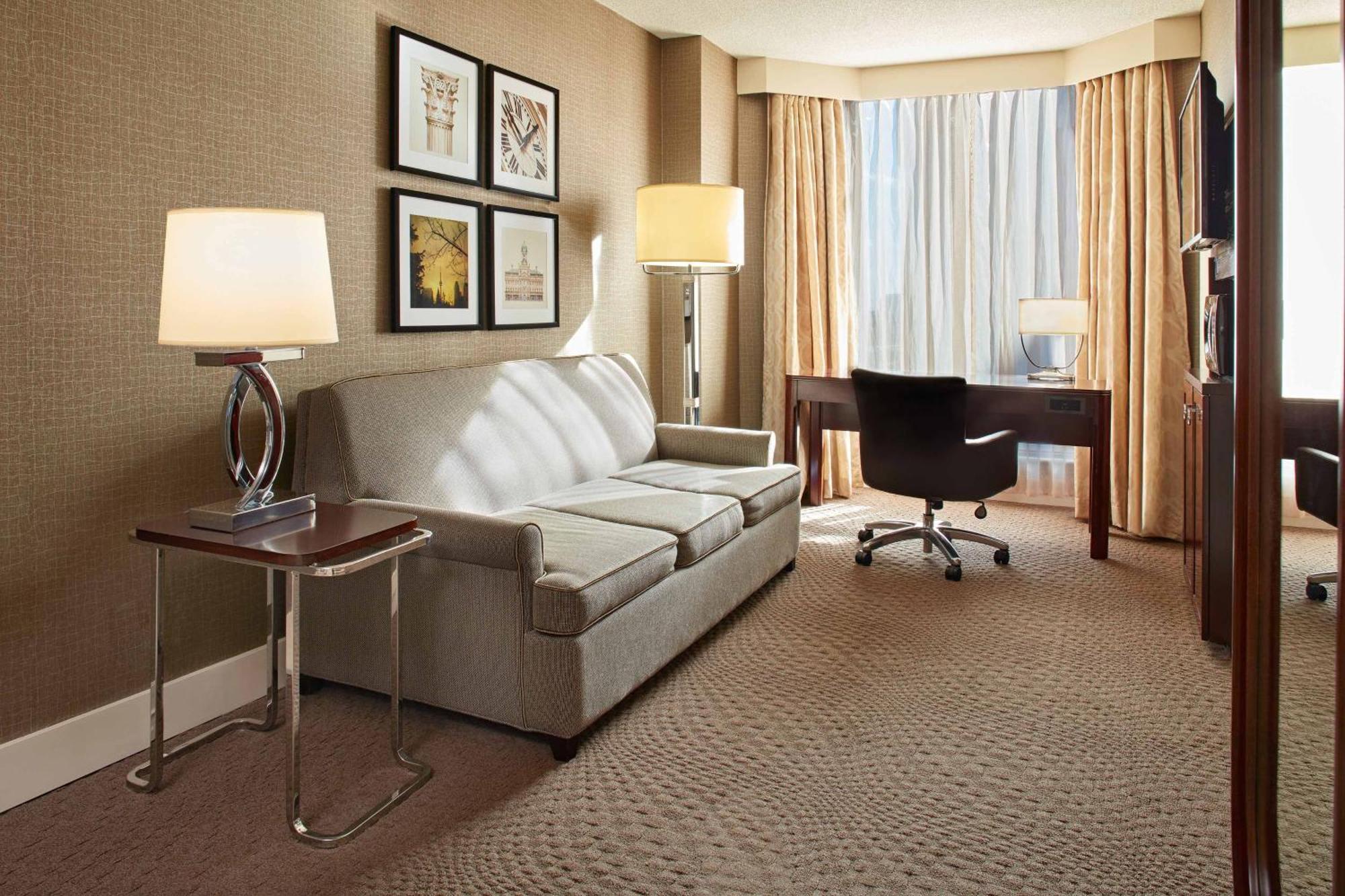 เชอราตัน พาร์กเวย์ โทรอนโต นอร์ท โฮเต็ล แอนด์ สวีท Hotel ริชมอนด์ฮิลล์ ภายนอก รูปภาพ