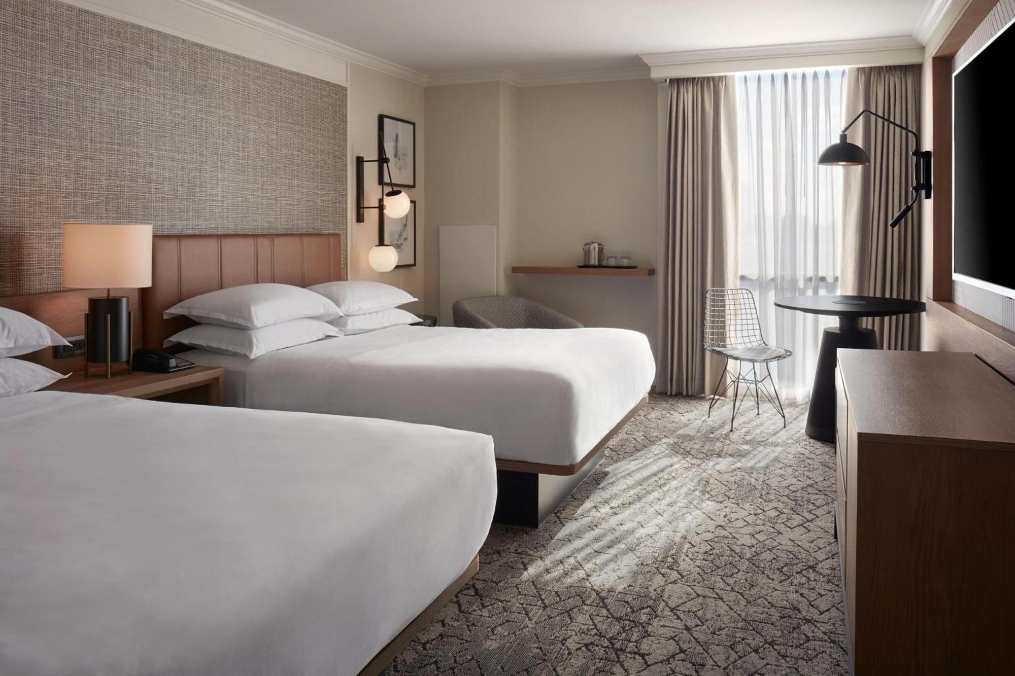 เชอราตัน พาร์กเวย์ โทรอนโต นอร์ท โฮเต็ล แอนด์ สวีท Hotel ริชมอนด์ฮิลล์ ภายนอก รูปภาพ