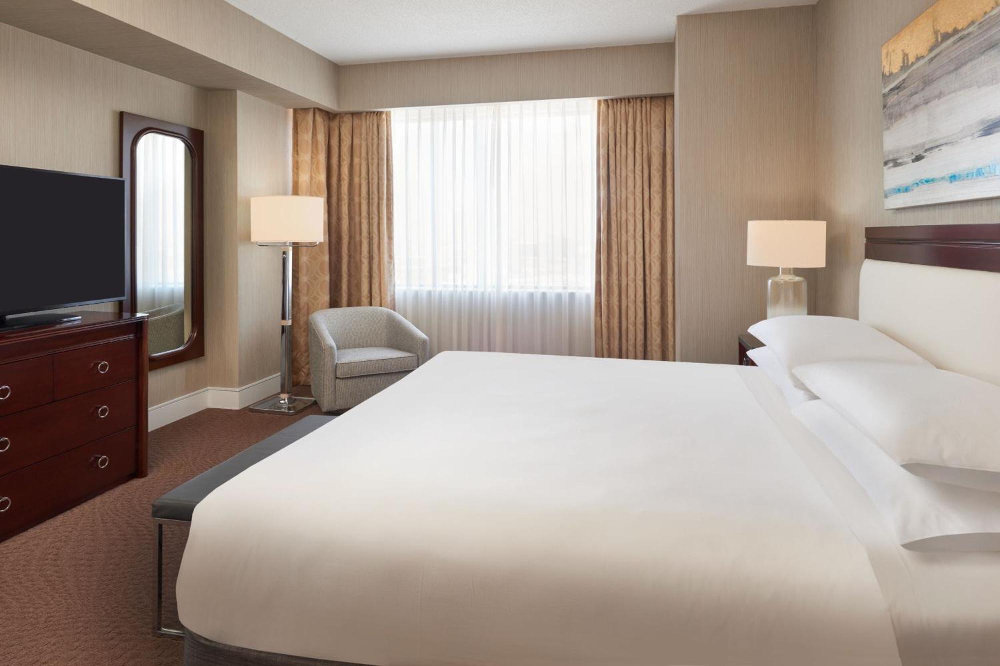 เชอราตัน พาร์กเวย์ โทรอนโต นอร์ท โฮเต็ล แอนด์ สวีท Hotel ริชมอนด์ฮิลล์ ภายนอก รูปภาพ