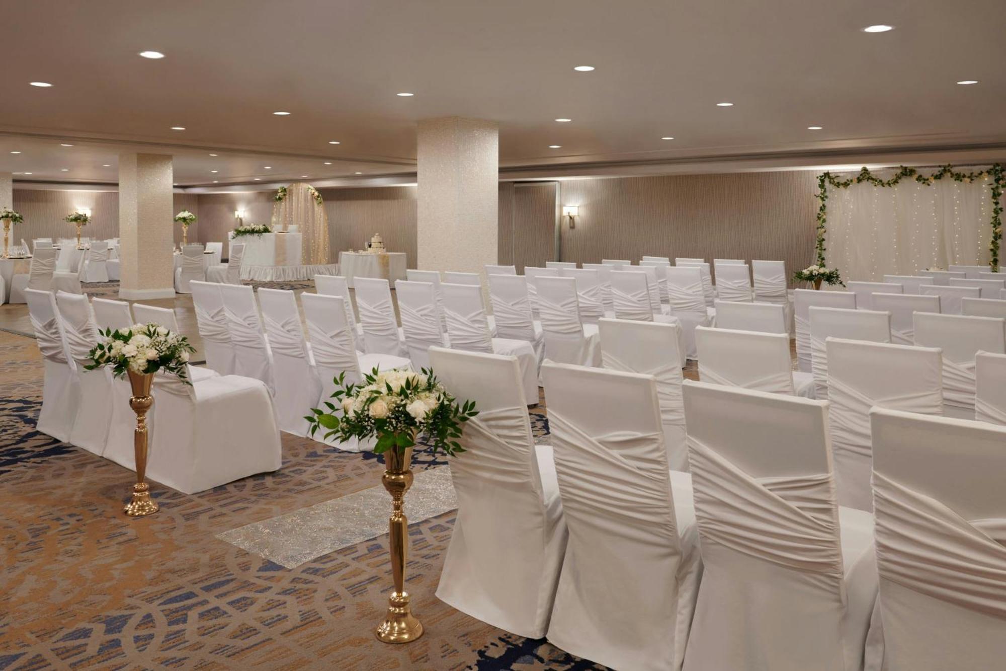 เชอราตัน พาร์กเวย์ โทรอนโต นอร์ท โฮเต็ล แอนด์ สวีท Hotel ริชมอนด์ฮิลล์ ภายนอก รูปภาพ